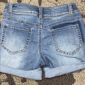 super cute trendy shorts